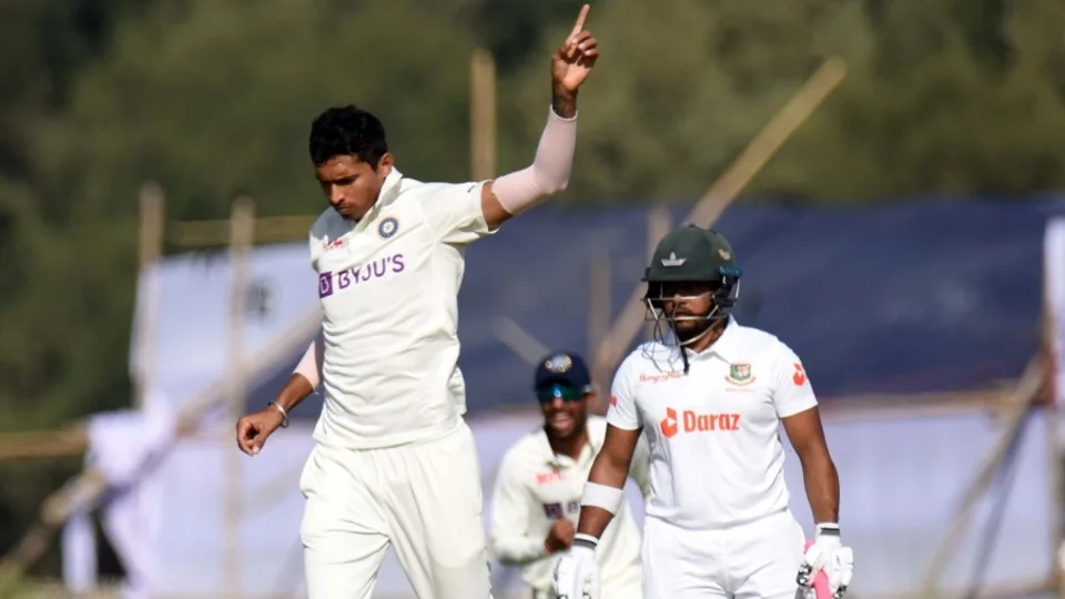 Saini, Saurabh deliver India A opening-day honours