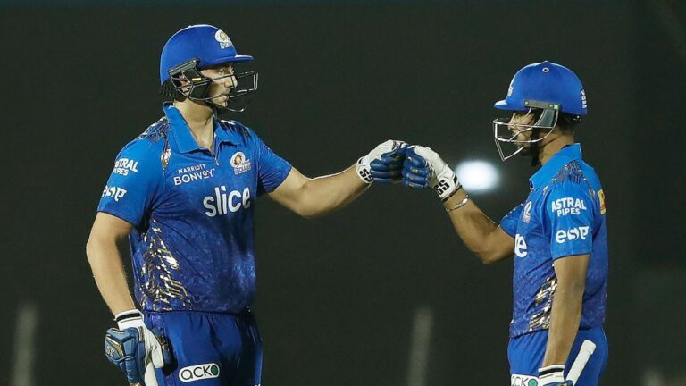 Tim David and Tilak Varma in action for Mumbai Indians (Image Courtesy: mykhel)
