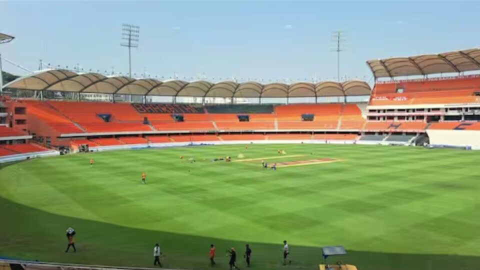 Rajiv Gandhi International Cricket Stadium Pitch Report