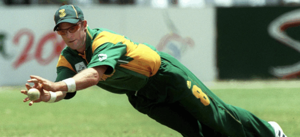 1. Jonty Rhodes: No.1 Fielder in the World